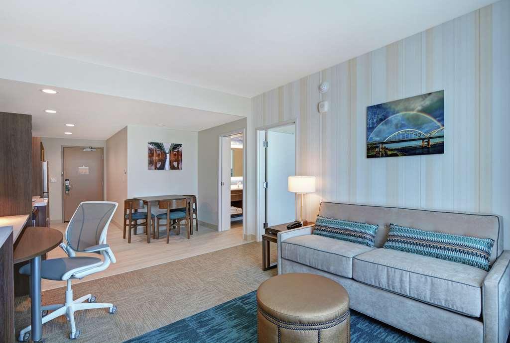 Home2 Suites By Hilton Bettendorf Quad Cities Стая снимка